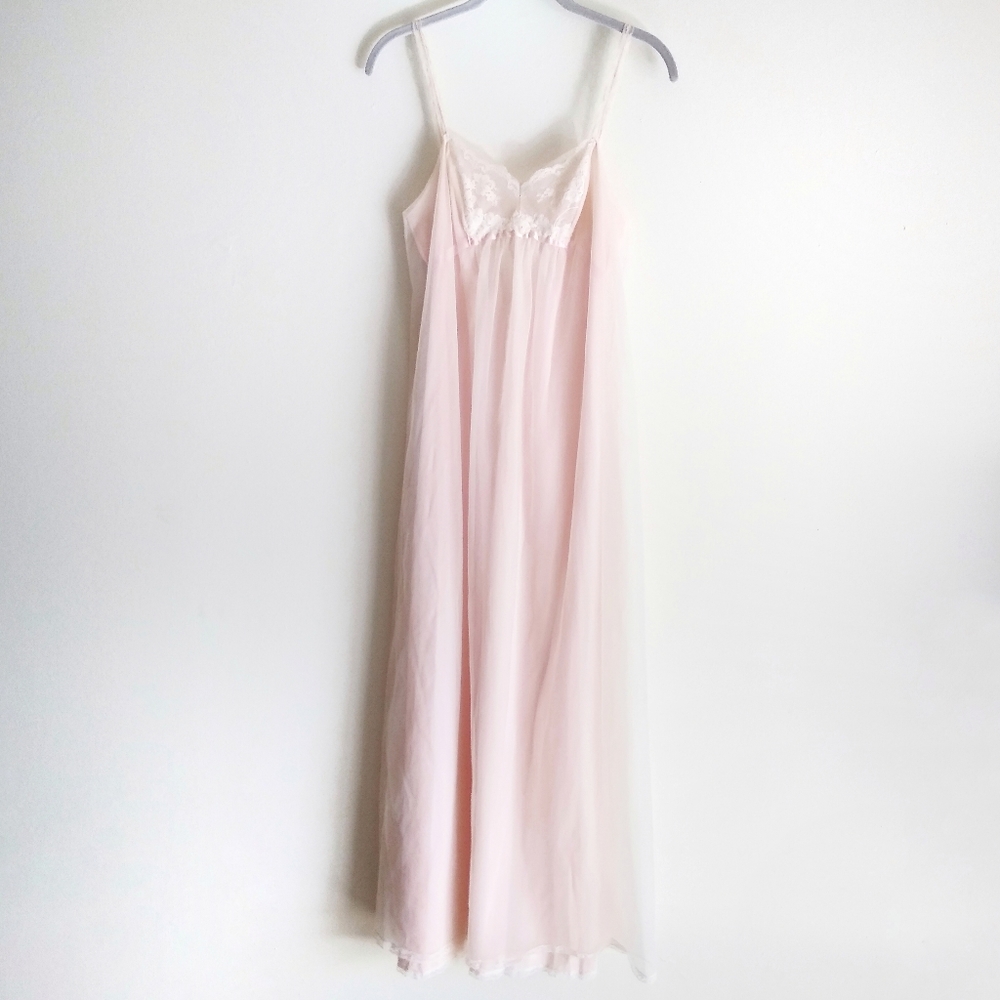 Vanity Fair 1960s full-length gown vintage pink 32